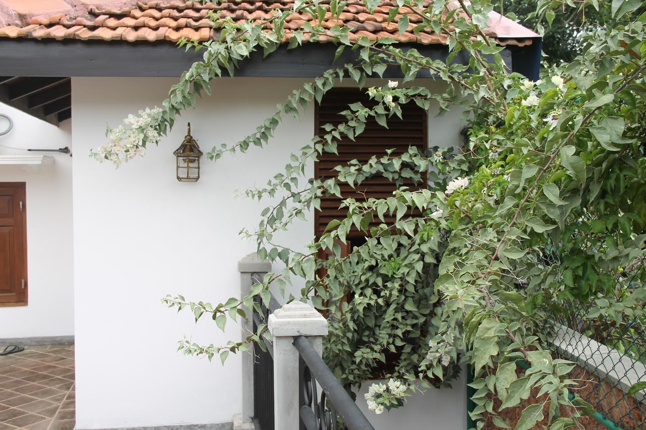 Siriniwasa Luxury Villa With Private Pool Induruwa Exterior photo